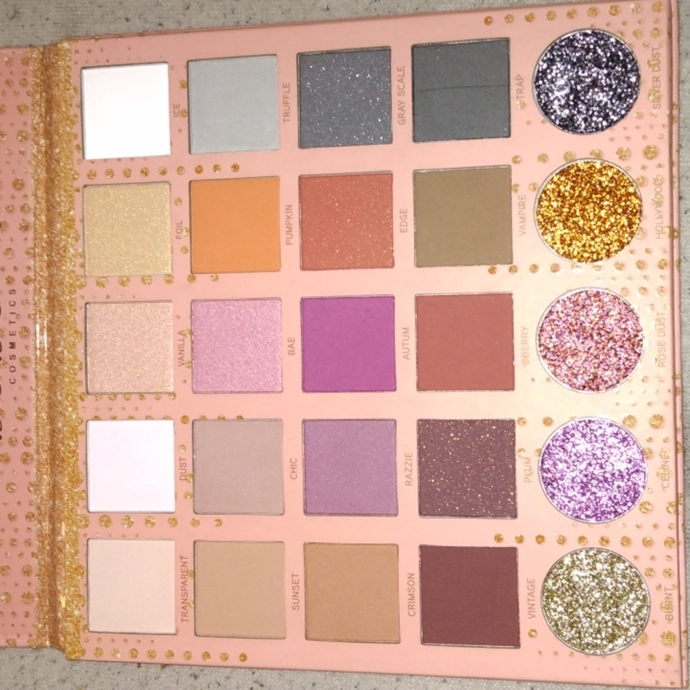 Bebella go pro eyeshadow palette